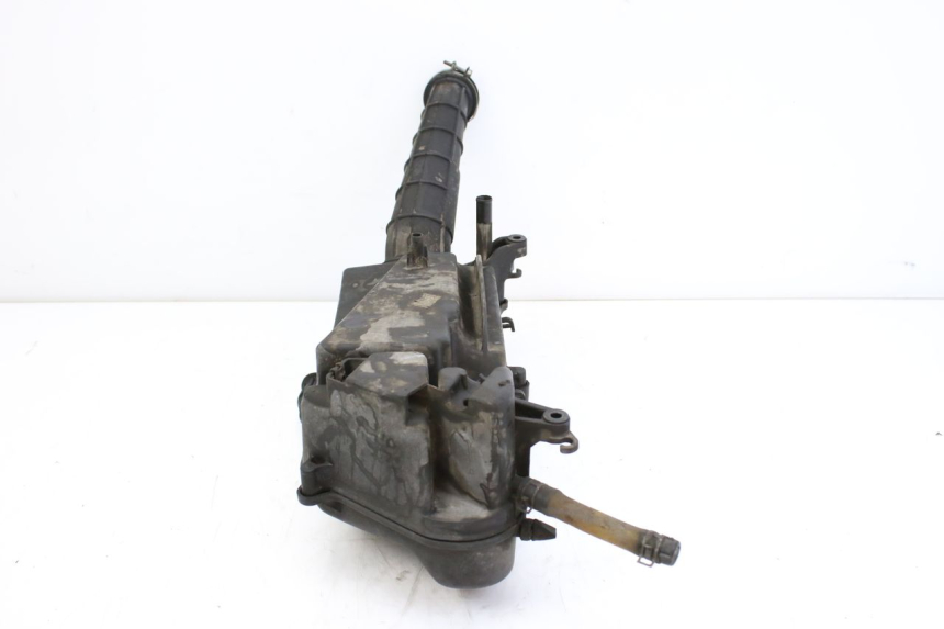 photo de CAJA DE AIRE HONDA FES S-WING SWING ABS 125 (2007 - 2015) - Primer plano técnico