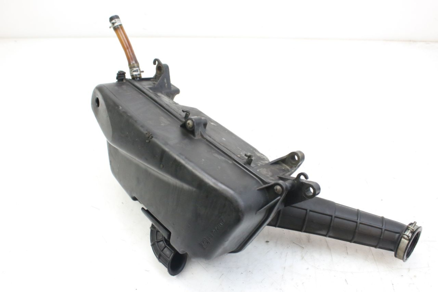 photo de CAJA DE AIRE HONDA FES S-WING SWING ABS 125 (2007 - 2015) - Detalle de la pieza