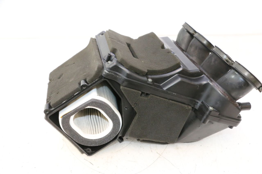 photo de CAJA FILTRO YAMAHA FJR 1300 (2001 - 2005) - Detalles de los puntos de fijación