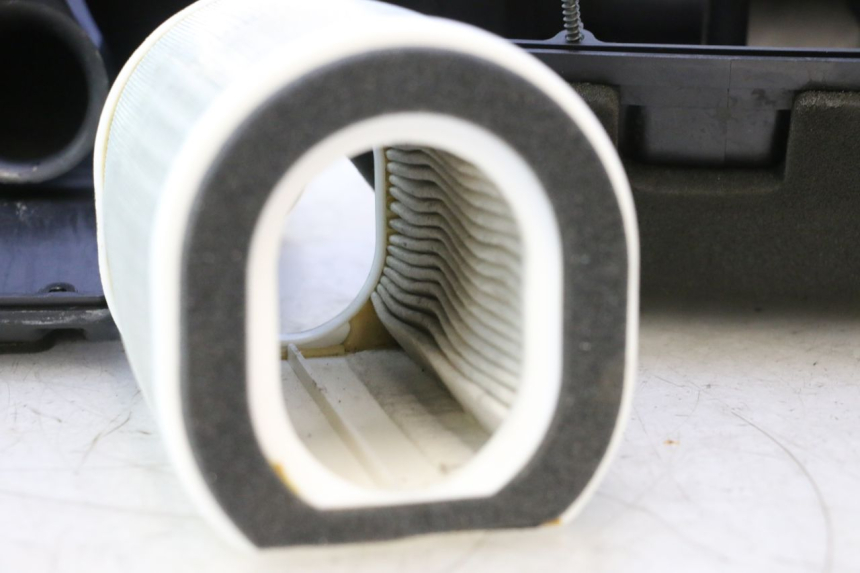photo de CAJA FILTRO YAMAHA FJR 1300 (2001 - 2005) - Recambio usado revisado