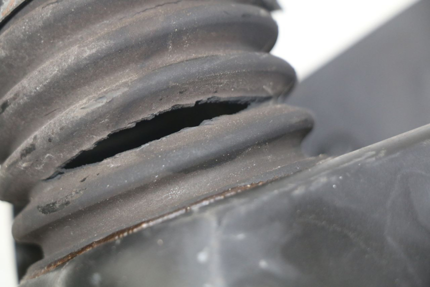 photo de CAJA DE AIRE HONDA FJS SILVERWING SILVER WING 400 (2009 - 2016) - Zoom estado de uso