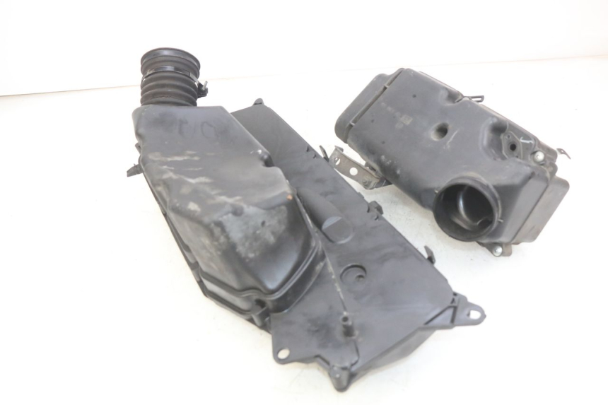 photo de CAJA DE AIRE HONDA FJS SILVERWING SILVER WING 400 (2009 - 2016) - Otra perspectiva