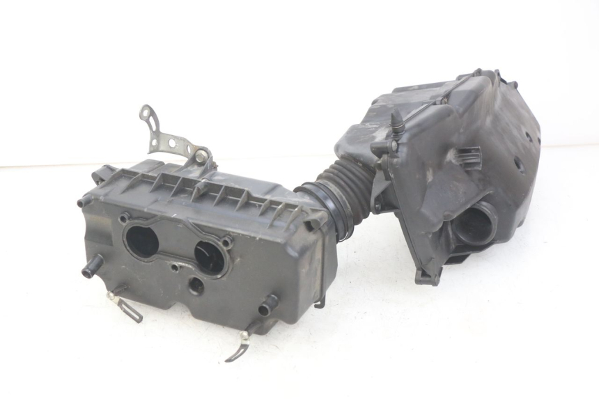 photo de CAJA DE AIRE HONDA FJS SILVERWING SILVER WING 400 (2009 - 2016) - Detalles de los puntos de fijación