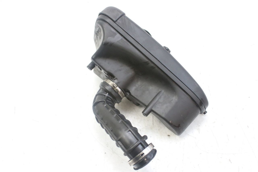 photo de CAJA DE AIRE PIAGGIO FLY 4T 50 (2013 - 2017) - Estado de la superficie y material