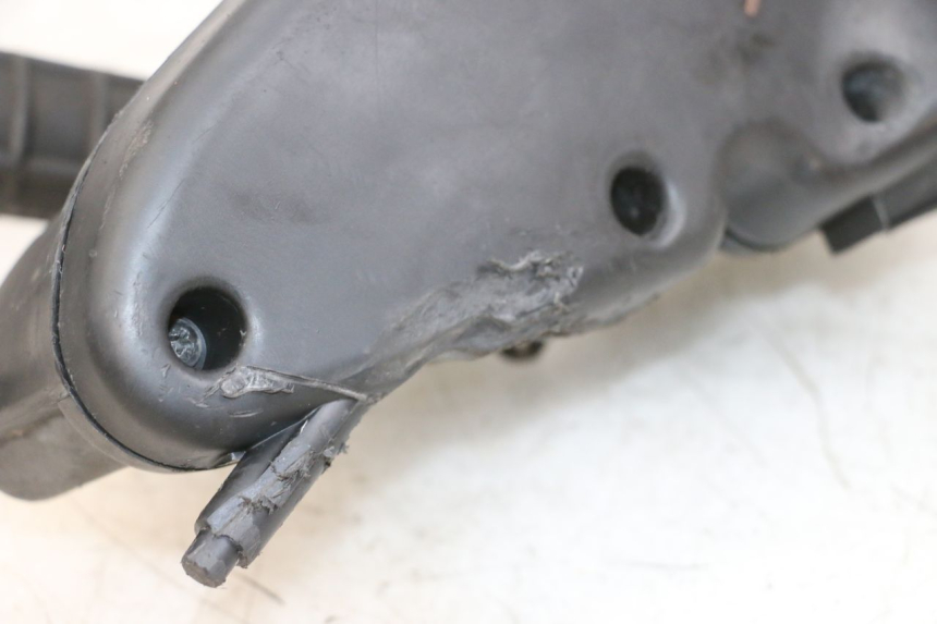 photo de CAJA DE AIRE PIAGGIO FLY 4T 50 (2013 - 2017) - Detalle de la pieza