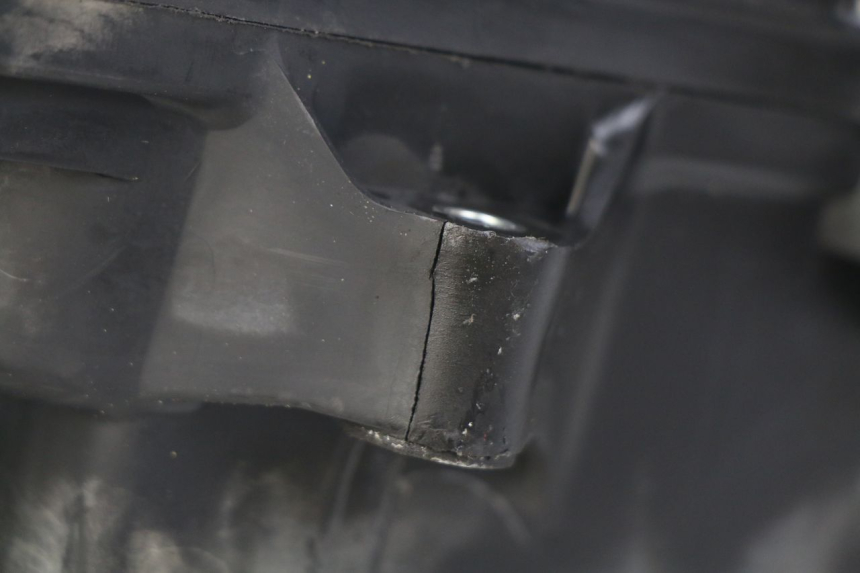 photo de CAJA DE AIRE HONDA FORZA 125 (2015 - 2016) - Primer plano técnico