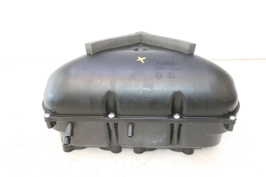 photo de CAJA FILTRO YAMAHA FZ8 800 (2010 - 2016) - Detalles de los puntos de fijación