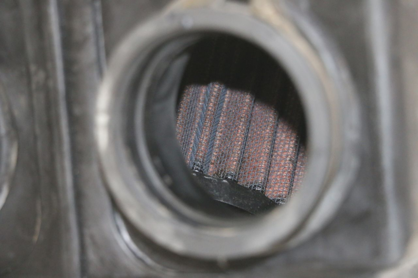 photo de CAJA DE AIRE SUZUKI GS GSE 500 (2001 - 2003) - Detalle de la pieza