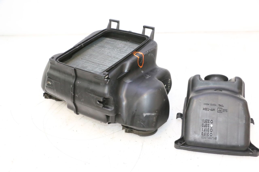 photo de CAJA FILTRO SUZUKI GSF N BANDIT 1200 (2001 - 2005) - Otra vista del artículo