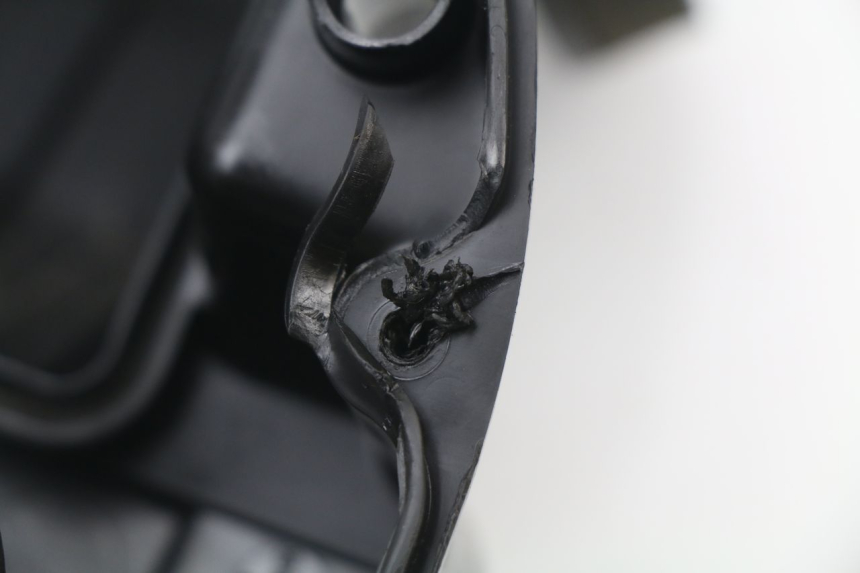 photo de CAJA FILTRO SUZUKI GSX-R GSXR 600 (2008 - 2010) - Primer plano técnico