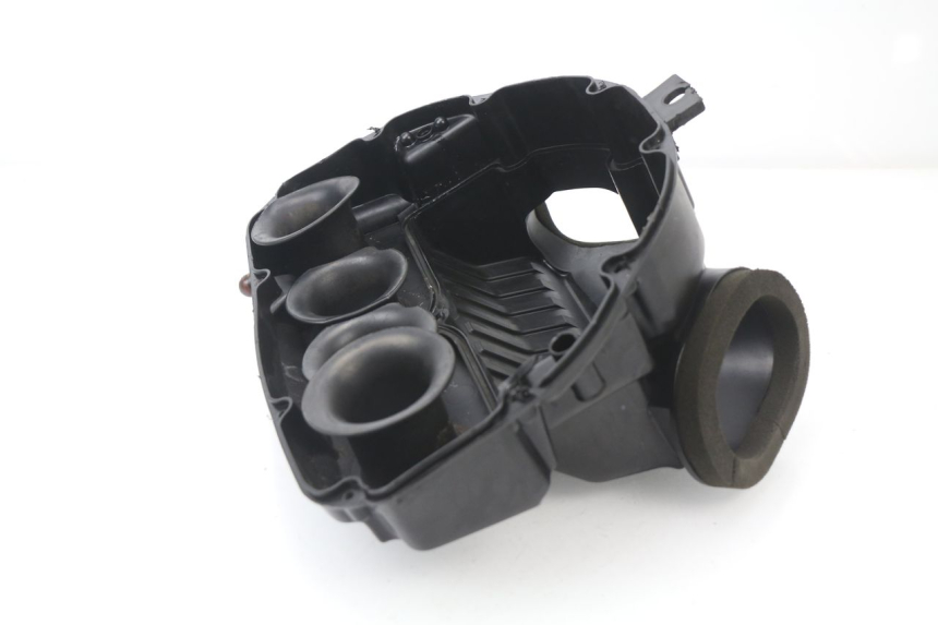 photo de CAJA FILTRO SUZUKI GSX-R GSXR 600 (2008 - 2010) - Detalles de los puntos de fijación