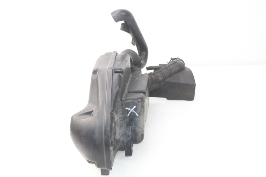 photo de CAJA FILTRO SYM GTS EVO 125 (2009 - 2013) - Primer plano técnico