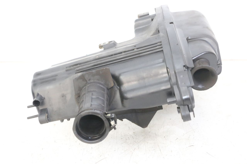 photo de CAJA FILTRO HONDA SH i 300 (2015 - 2020) - Primer plano técnico