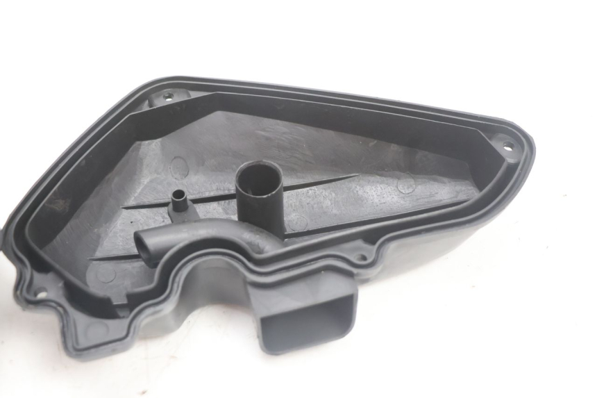 photo de CAJA FILTRO KEEWAY HURRICANE 50 (2006 - 2019) - Detalles de los puntos de fijación