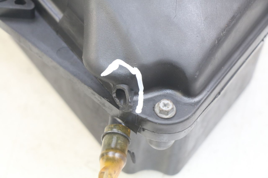 photo de CAJA DE AIRE YAMAHA HW XENTER 125 (2011 - 2017) - Detalle de la pieza