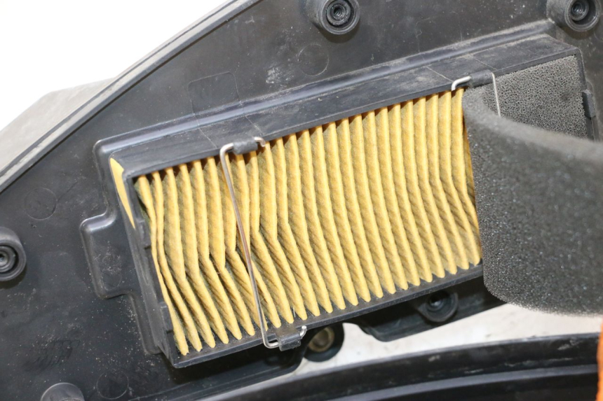 photo de CAJA DE AIRE PEUGEOT KISBEE 4T 50 (2010 - 2017) - Detalles de los puntos de fijación