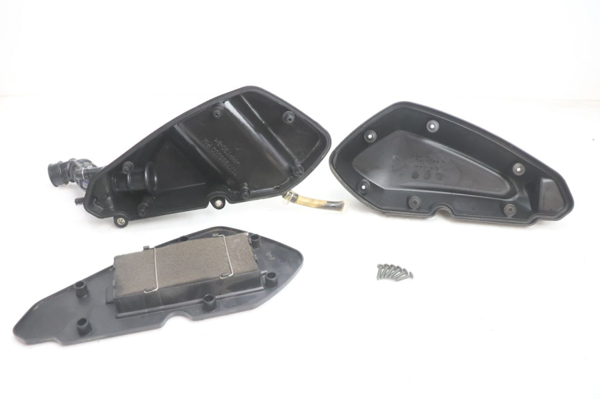 photo de CAJA DE AIRE PEUGEOT KISBEE 4T 50 (2018 - 2022) - Primer plano técnico