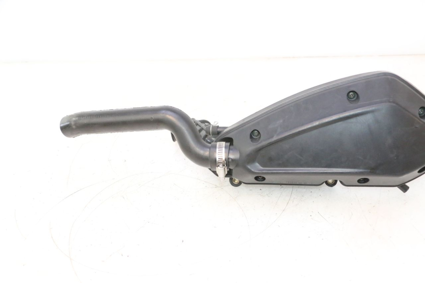 photo de CAJA FILTRO PEUGEOT KISBEE 4T 50 (2023 - 2026) - Primer plano técnico