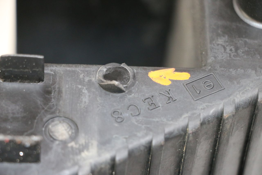 photo de CAJA FILTRO KYMCO STRYKER OFF ROAD 125 (1999 - 2005) - Primer plano técnico