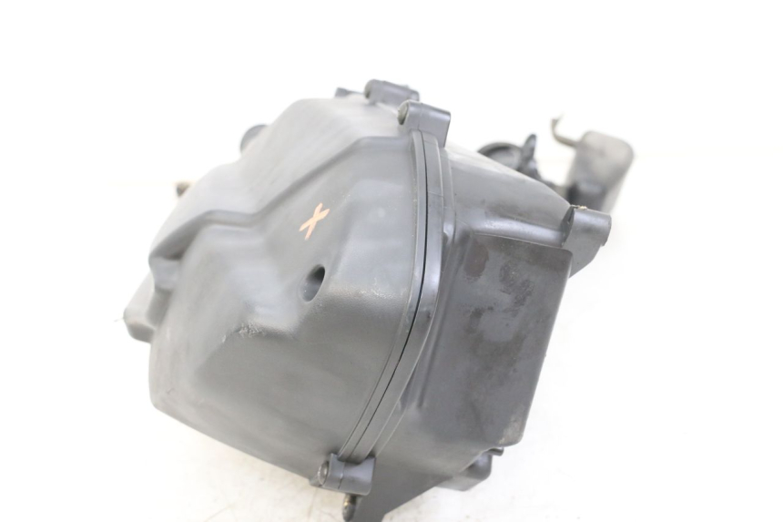 photo de CAJA DE AIRE KYMCO X-TOWN XTOWN 125 (2016 - 2021) - Detalles de los puntos de fijación