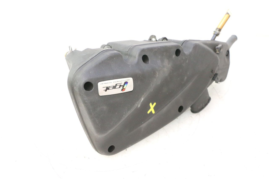 photo de CAJA FILTRO PIAGGIO LIBERTY IGET S 125 (2016 - 2020) - Primer plano técnico