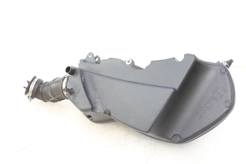 photo de CAJA FILTRO PIAGGIO MP3 HPE 530 (2022 - 2026) - Estado de la superficie y material