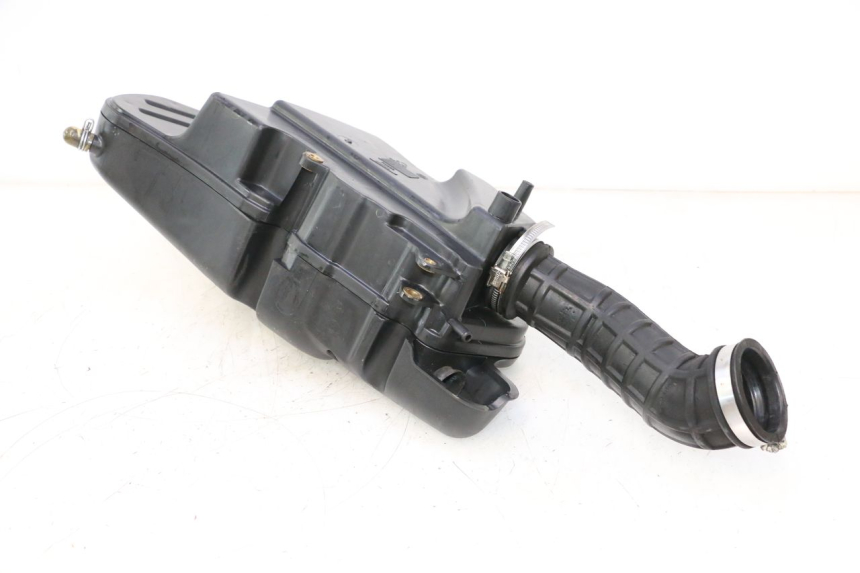photo de CAJA DE AIRE PIAGGIO MP3 LT 400 (2007 - 2012) - Primer plano técnico
