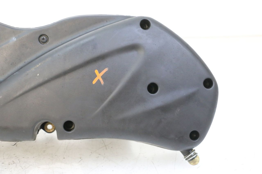 photo de CAJA FILTRO PIAGGIO MP3 500 (2014 - 2017) - Detalles de los puntos de fijación