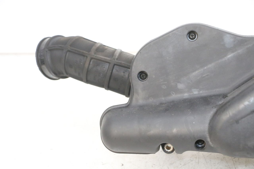 photo de CAJA FILTRO PIAGGIO MP3 500 (2016 - 2018) - Detalles de los puntos de fijación