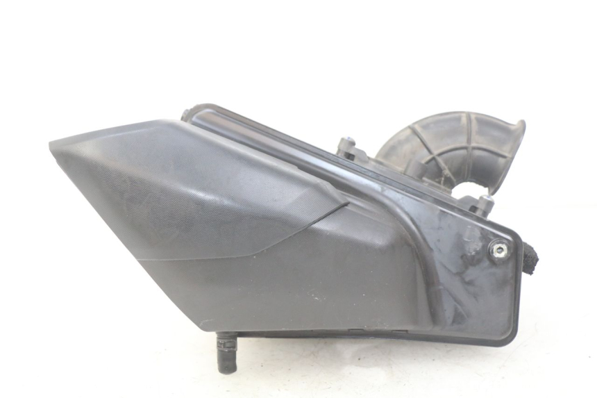 photo de CAJA DE AIRE YAMAHA MT-07 MT07 700 (2018 - 2020) - Primer plano técnico