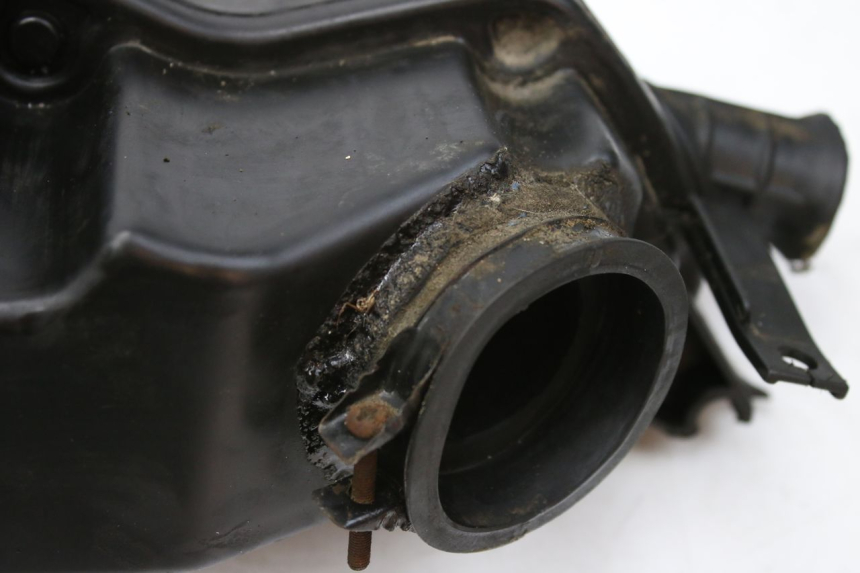 photo de CAJA DE AIRE KEEWAY OUTLOOK 125 (2007 - 2013) - Primer plano técnico