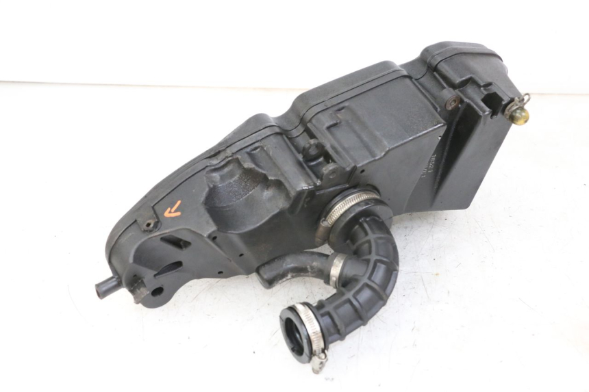 photo de CAJA FILTRO PIAGGIO LIBERTY IGET 4T 50 (2021 - 2025) - Detalles de los puntos de fijación