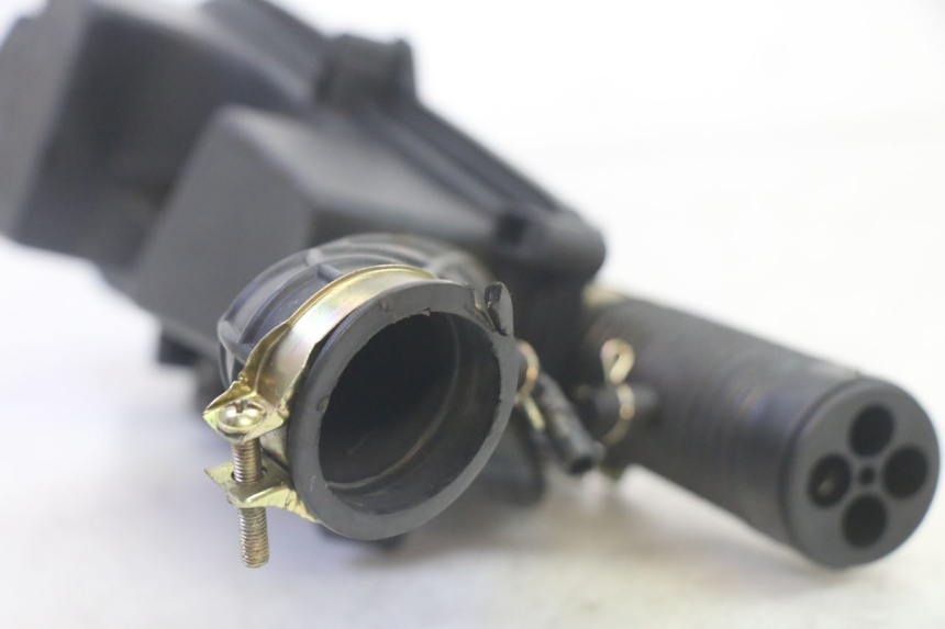 photo de CAJA FILTRO TNT MOTOR ROMA 10' 4T 50 (2019 - 2022) - Primer plano técnico