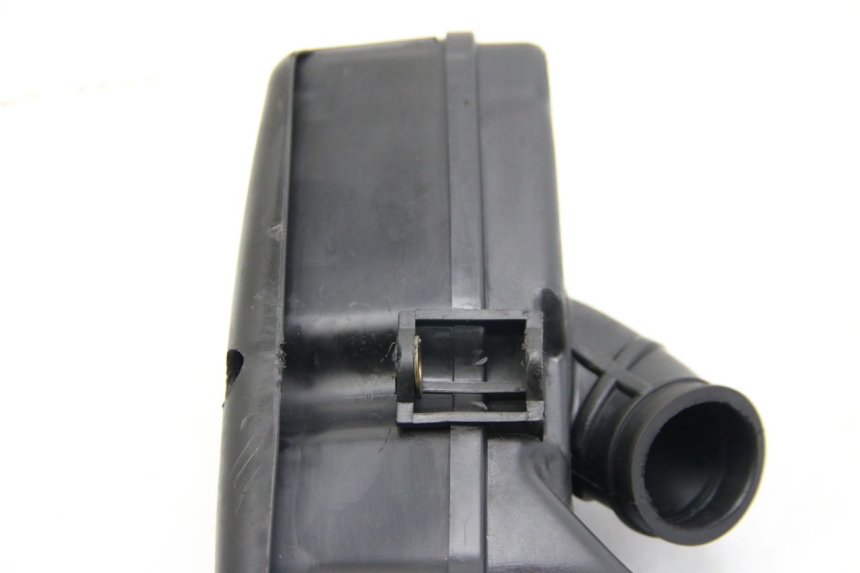 photo de CAJA DE AIRE GILERA RUNNER SP 50 (2009 - 2017) - Primer plano técnico