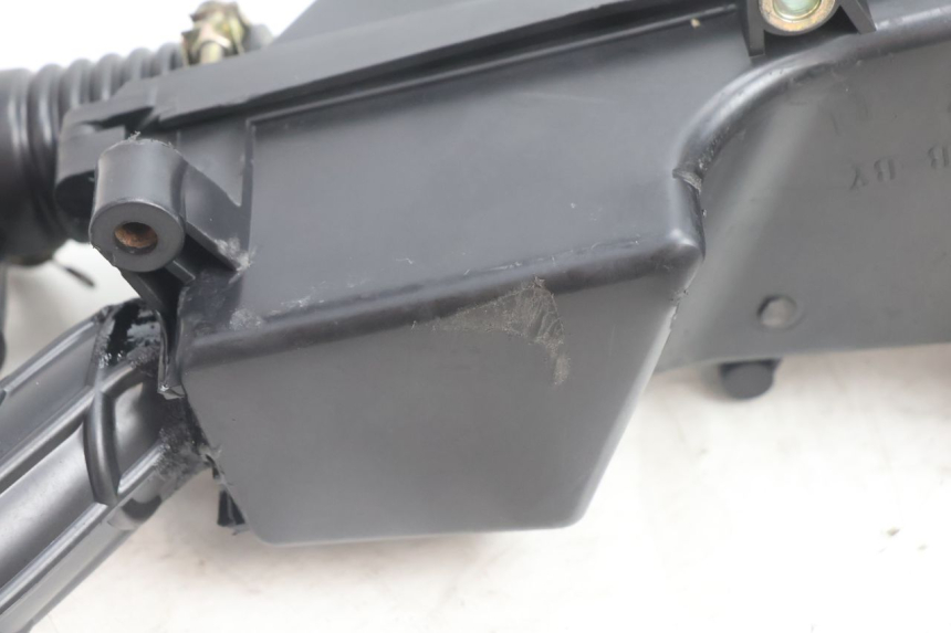 photo de CAJA FILTRO JM MOTORS SANTANA EVO 50 (2024 - 2026) - Primer plano técnico