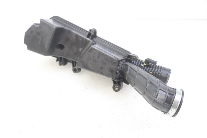 photo de CAJA DE AIRE JM MOTORS SANTANA 50 (2014 - 2023) - Estado de la superficie y material