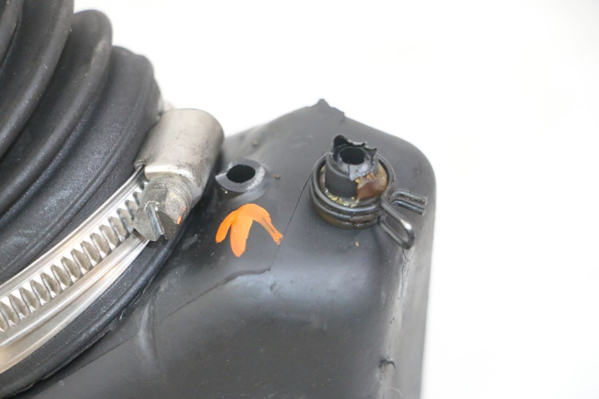 photo de CAJA FILTRO APRILIA SCARABEO GT TOURING 125 (1999 - 2005) - Zoom estado de uso