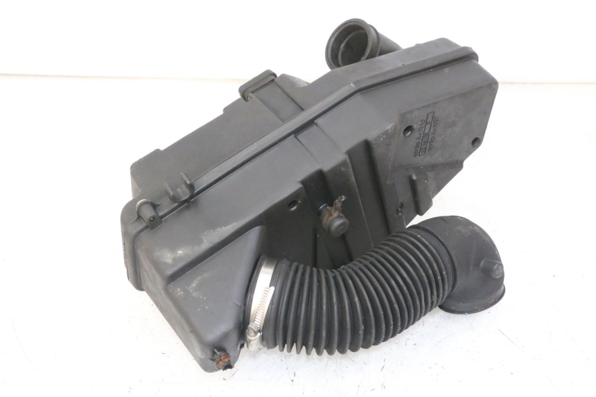 photo de CAJA FILTRO APRILIA SCARABEO GT TOURING 125 (1999 - 2005) - Primer plano técnico