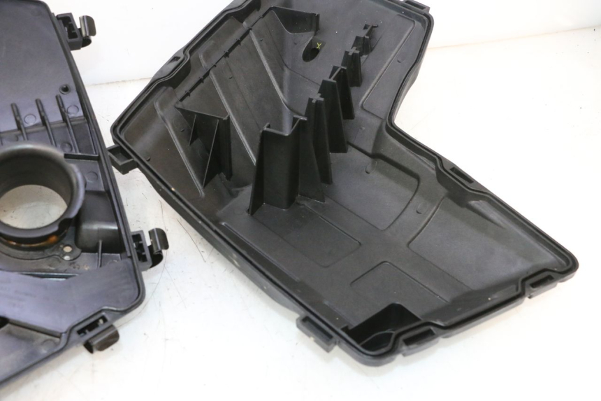 photo de CAJA FILTRO CAN-AM SPYDER RS 1000 (2008 - 2012) - Zoom sobre los componentes