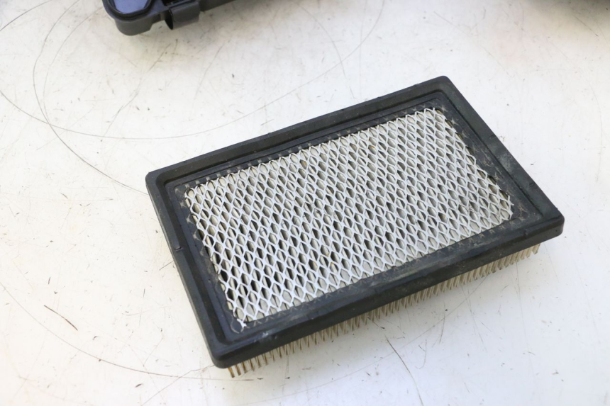photo de CAJA FILTRO CAN-AM SPYDER RS 1000 (2008 - 2012) - Estado de la superficie y material