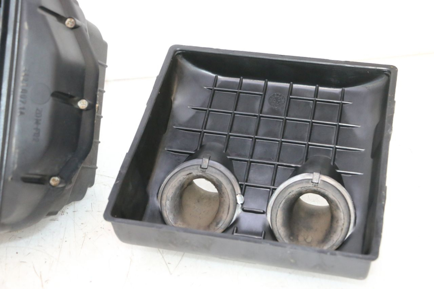 photo de CAJA FILTRO DUCATI SS IE DS CARENEE 1000 (2002 - 2006) - Recambio usado revisado
