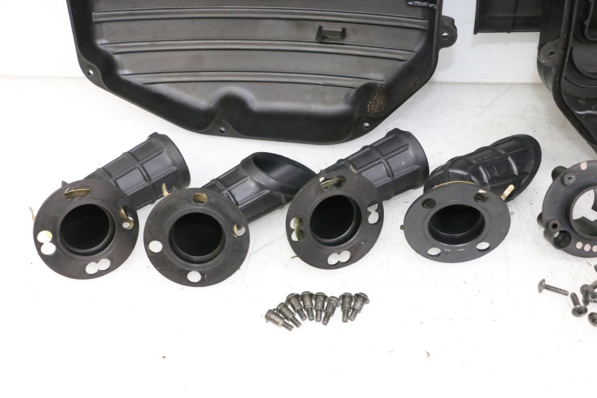 photo de CAJA FILTRO HONDA ST PAN EUROPEAN 1300 (2002 - 2013) - Otra vista del artículo