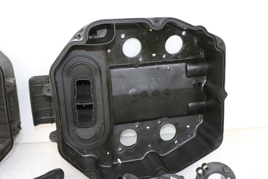 photo de CAJA FILTRO HONDA ST PAN EUROPEAN 1300 (2002 - 2013) - Recambio usado revisado