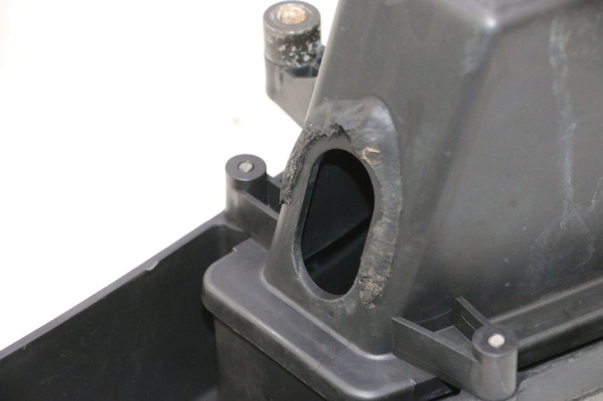photo de CAJA FILTRO KYMCO SUPER 8 2T 50 (2007 - 2013) - Detalles de los puntos de fijación