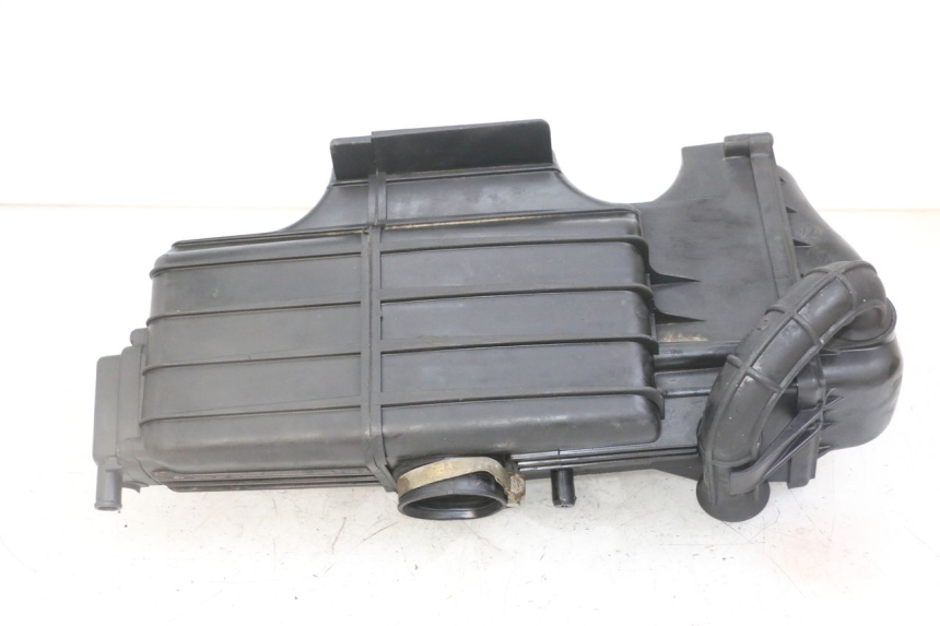 photo de CAJA FILTRO PIAGGIO SUPER LX 125 (2000 - 2003) - Detalles de los puntos de fijación