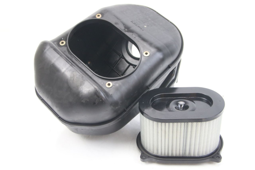 photo de CAJA DE AIRE SUZUKI SV S 650 (1999 - 2002) - Detalles de los puntos de fijación