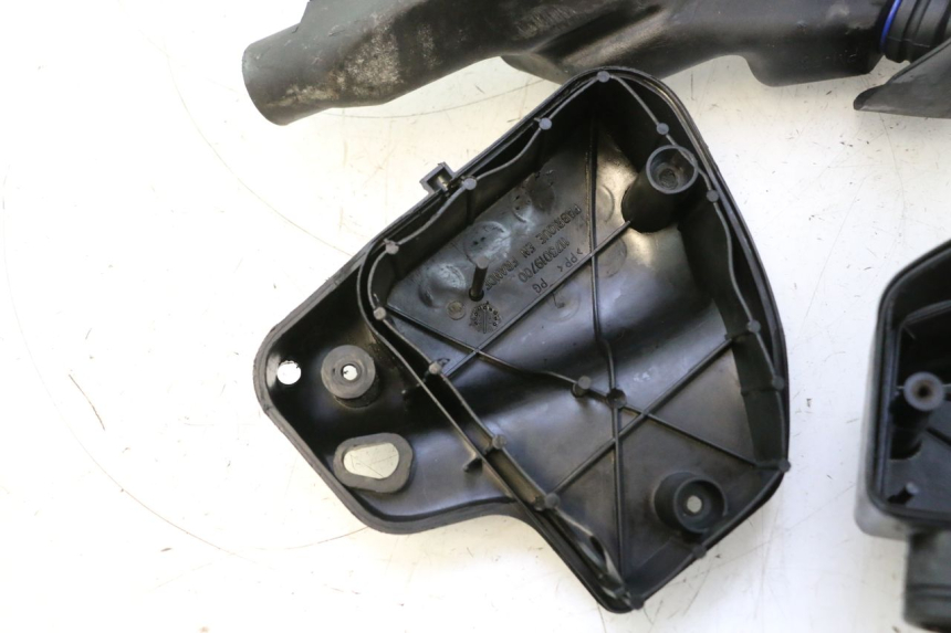 photo de CAJA DE AIRE PEUGEOT TREKKER 50 (1995 - 2004) - Recambio usado revisado