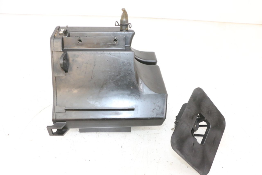 photo de CAJA FILTRO YAMAHA TTR 125 (2000 - 2020) - Zoom estado de uso