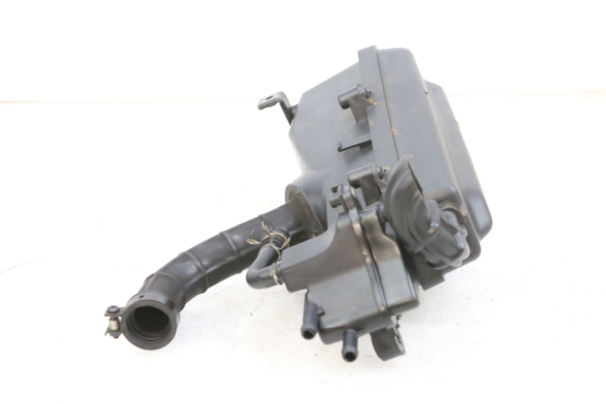 photo de CAJA FILTRO PEUGEOT TWEET PRO EFI 4T 50 (2021 - 2022) - Primer plano técnico