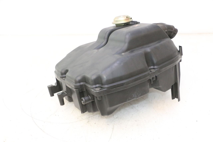 photo de CAJA FILTRO HONDA VFR FI RC46 800 (1998 - 2001) - Primer plano técnico